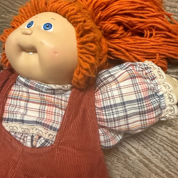 Classic Red-Haired Cabbage Patch I THINK 1984a not positive great vintage condit - Picture 2 of 15
